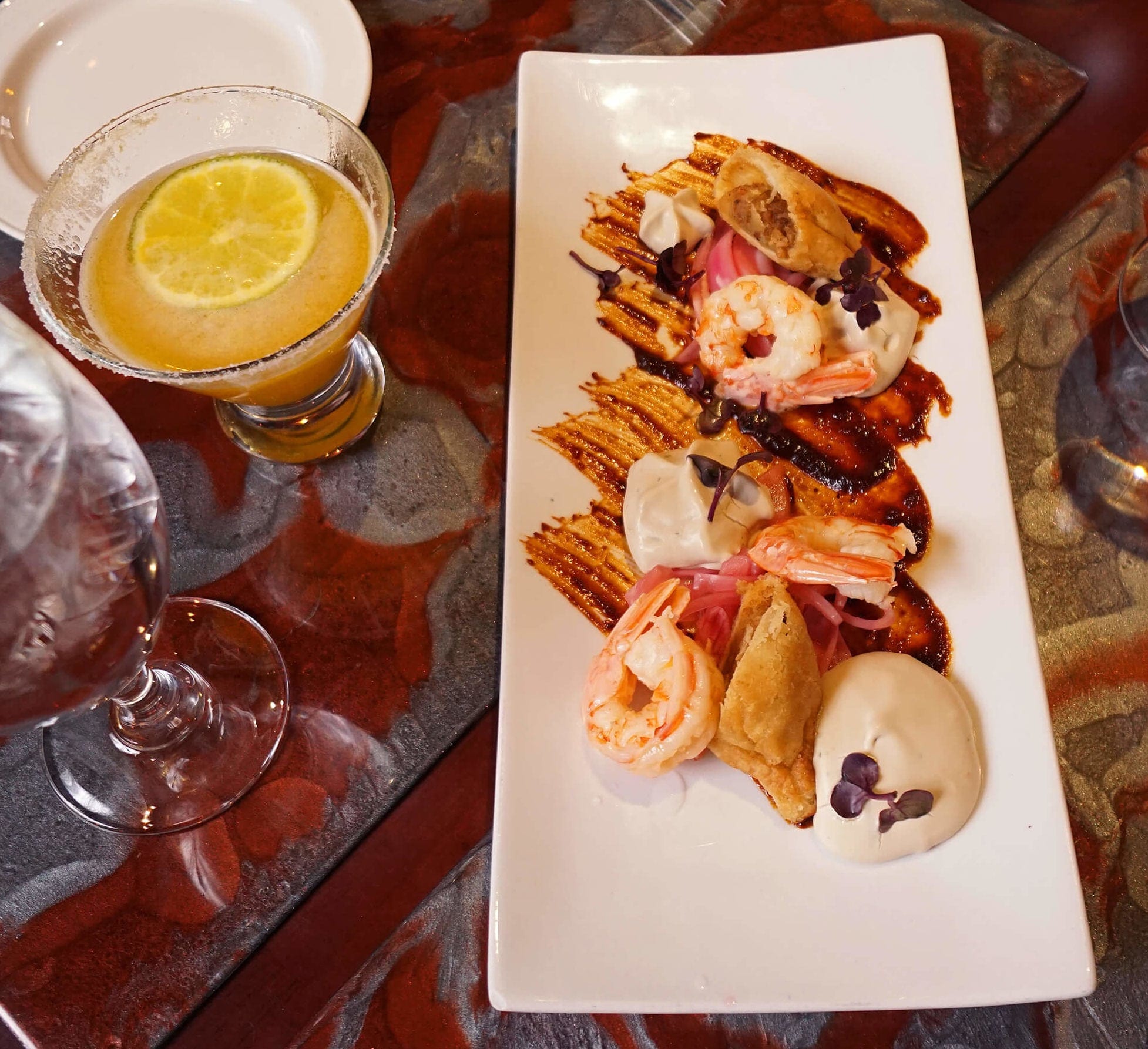 10 Best Restaurants In Breckenridge That Bring Dining To The Next Level Ember Plate Of Food