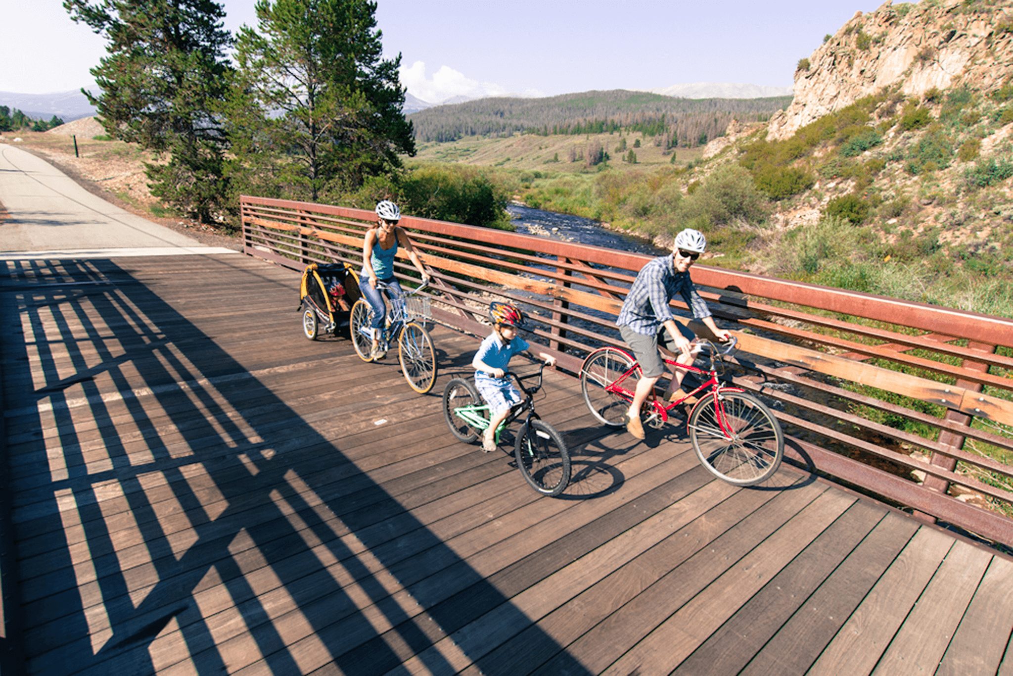 Family Biking on Road in Breckenridge_02